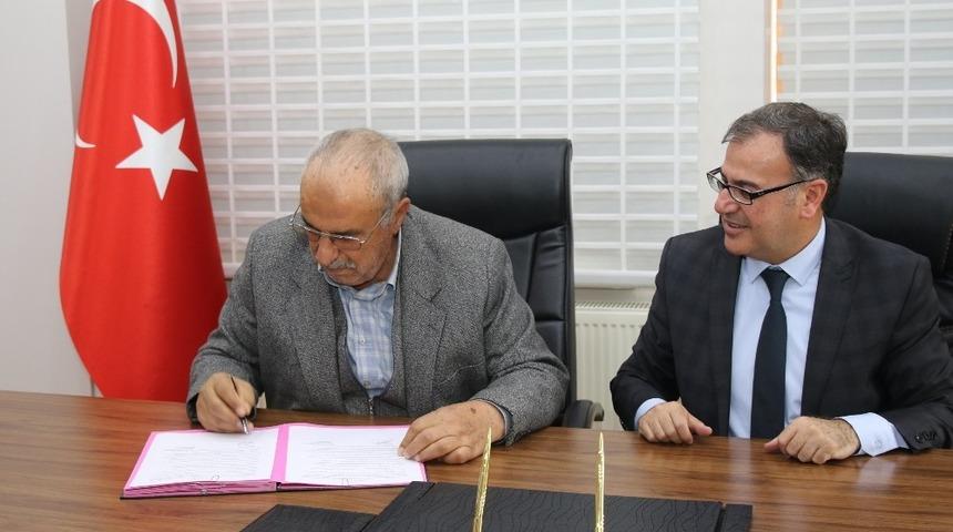 Hacılar&rsquo;da 18 derslikli Ortaokul Protokol&uuml; İmzalandı