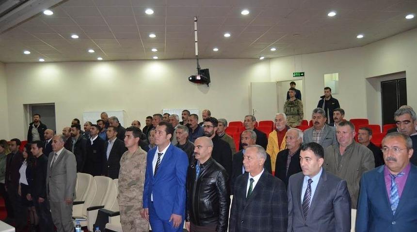 Hozat&rsquo;ta muhtarlarla toplantı