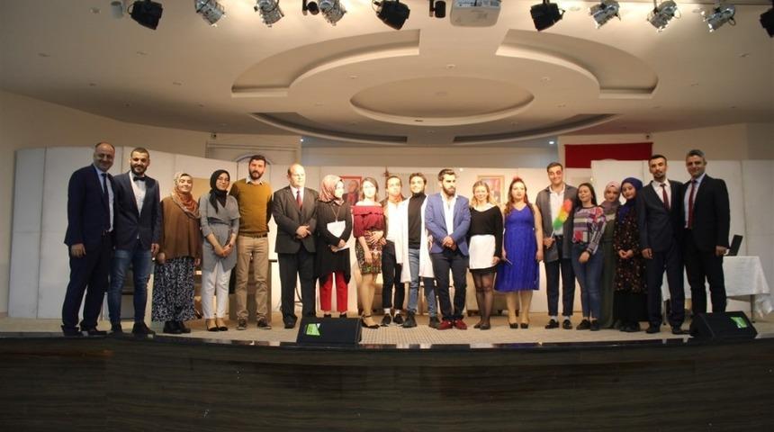 Kardelen Koleji&rsquo;nde &ldquo;Yalancı Aranıyor&rdquo; isimli tiyatro oyunu sergilendi