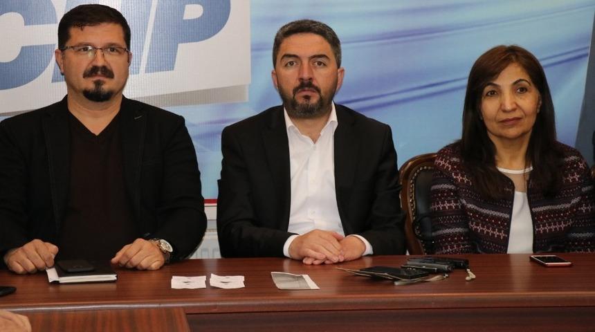 Kiraz&rsquo;dan B&uuml;y&uuml;kşehir Belediyesine bor&ccedil; eleştirisi