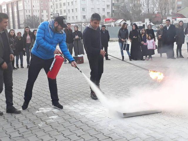 Öğretmenlere yangın eğitimi