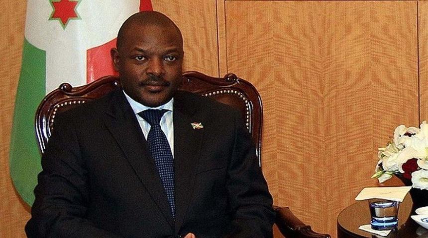 Devlet başkanının fotoğrafını boyayan öğrencilerin eğitim hayatı bitti