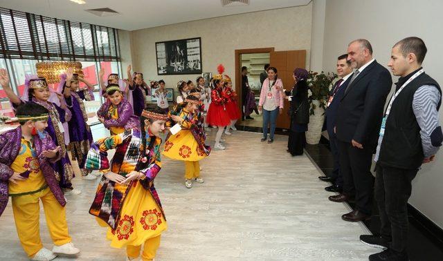 Başkan Sandıkçı’ya Özbek misafir