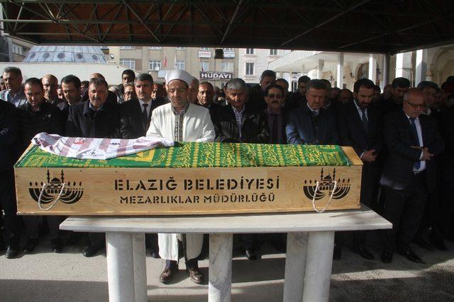 Elazığspor eski başkanı Aydın son yolculuğuna uğurlandı
