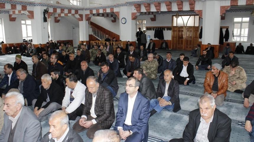 Şehit Muğdat &Ccedil;elik i&ccedil;in anma programı