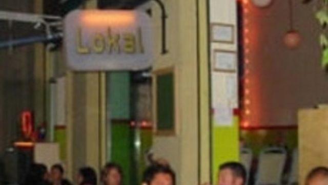 Acı Sevenler Lokal'de