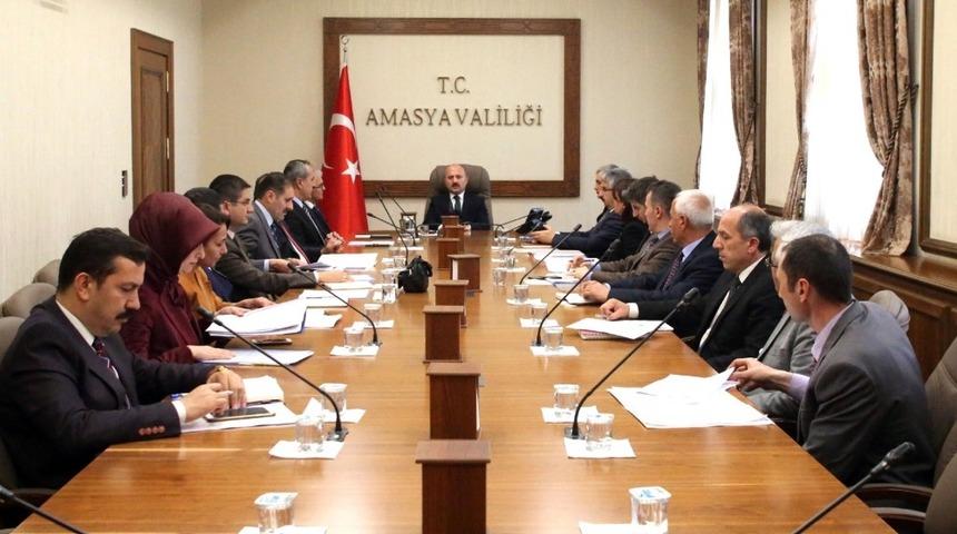 Mevsimlik tarım iş&ccedil;ileri i&ccedil;in tedbirler masaya yatırıldı