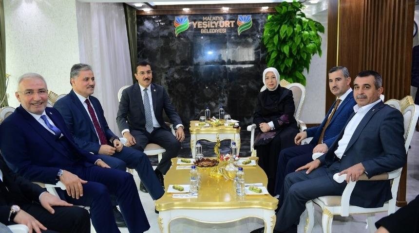 AK Parti heyetinden Başkan &Ccedil;ınar&rsquo;a ziyaret