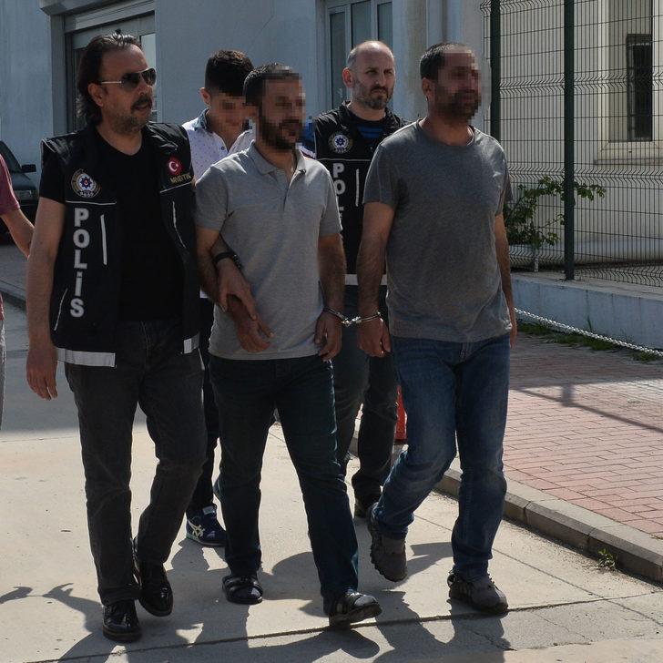 Bebek beşiğinden çıkanları gören şaşkına döndü! Hepsini gizlemişler G1