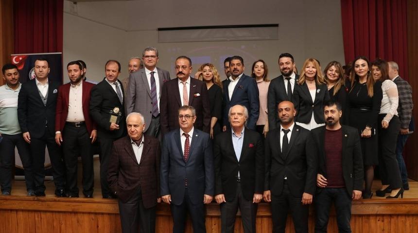 Toros Üniversitesi’nde Bilişim ve Gençlik Zirvesi yapıldı