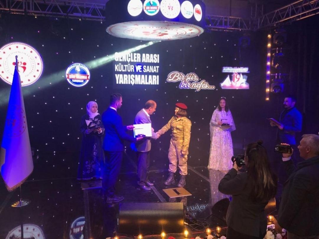 Ağrı Gen&ccedil;lik Merkezi gen&ccedil;lerinden b&uuml;y&uuml;k başarı