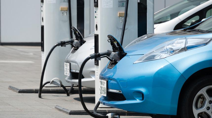 Elektrikli araçlar 3 yıl içinde benzinlilerden ucuz olacak
