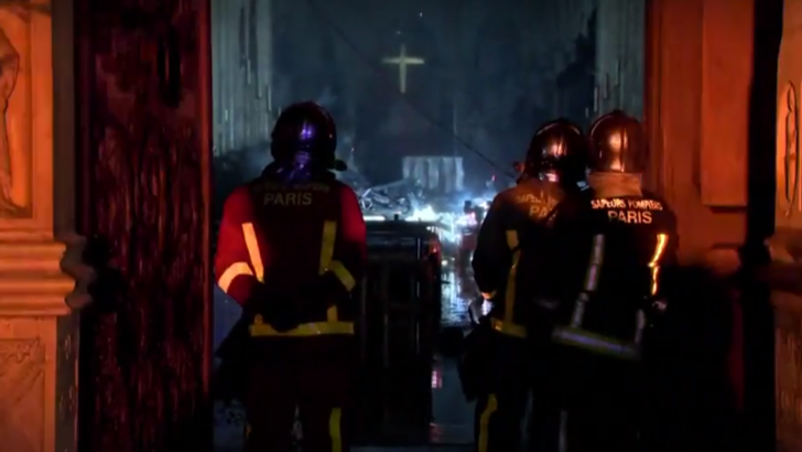 Tarihi Notre Dame Katedrali'nin yangın sonrası içi görüntülendi! Notre Dame Katedrali yangını neden çıktı? G5