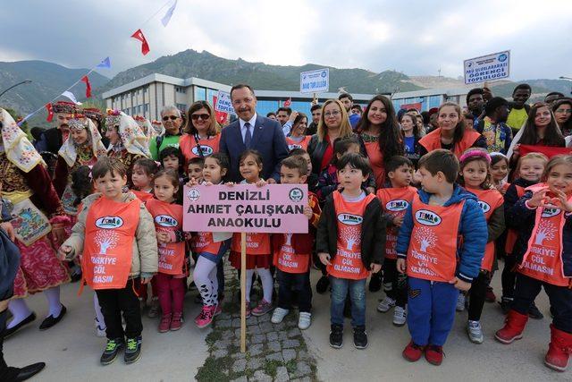 PAÜ’de bahar etkinlikleri görkemli bir törenle başladı