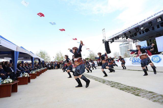 PAÜ’de bahar etkinlikleri görkemli bir törenle başladı