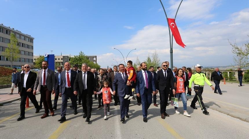 PAÜ’de bahar etkinlikleri görkemli bir törenle başladı