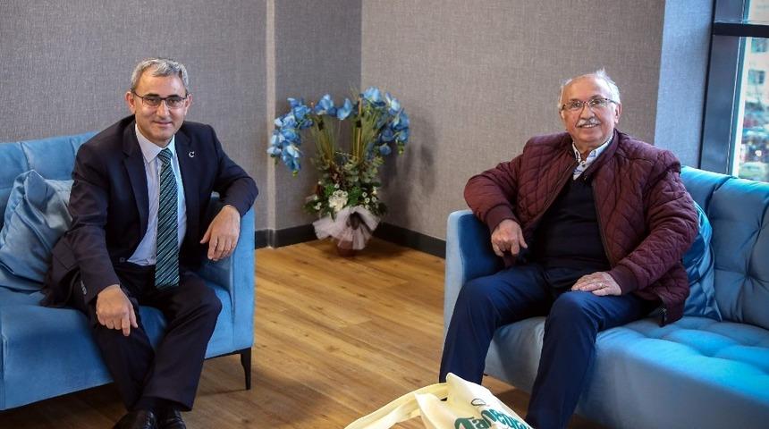 Mustafa İ&ccedil;a&rsquo;dan Başkan Alim Işık&rsquo;a tebrik ziyareti