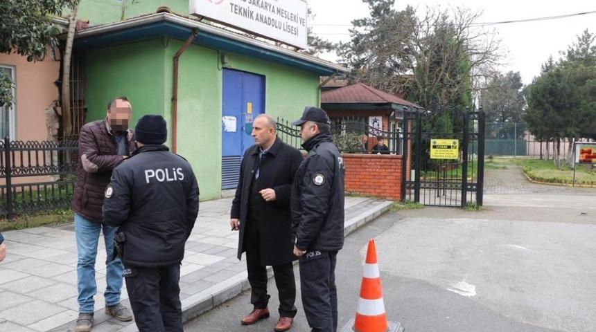 Sakarya’da polis uygulamasında aranan 12 kişi yakalandı