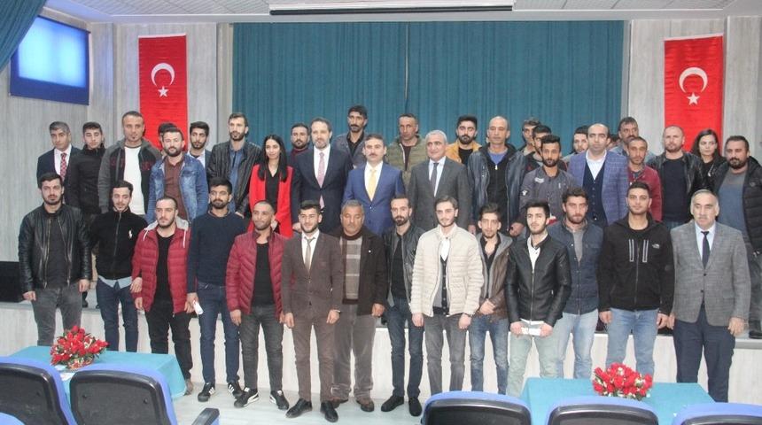 Hakkari’de 62 kişiye doğalgaz sertifikası