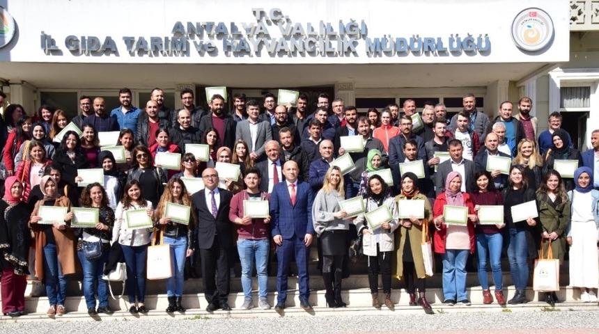Ziraat m&uuml;hendislerine ve tarım danışmanlarına eğitim