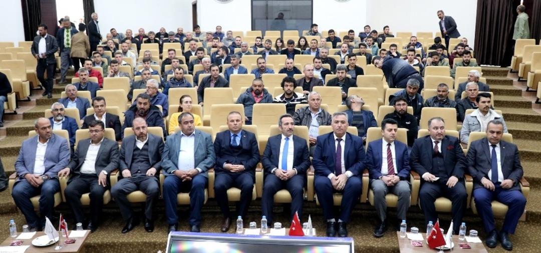 Aksaray&rsquo;da &uuml;reticilere hayvan hastalıkları eğitimi verildi