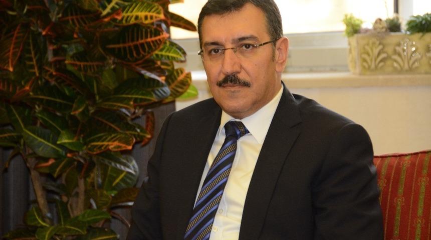 Milletvekili Tüfenkci, Özal’ı ve Fendoğlu’nu andı