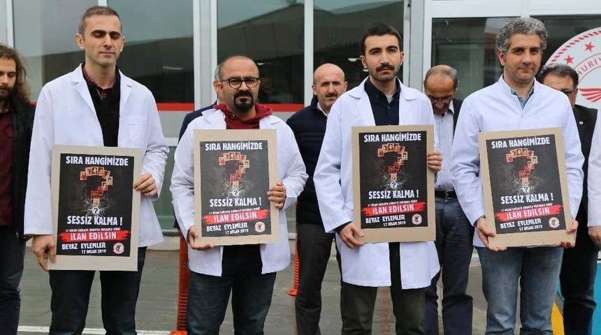 Doktor Ersin Arslan Artvin’de anıldı