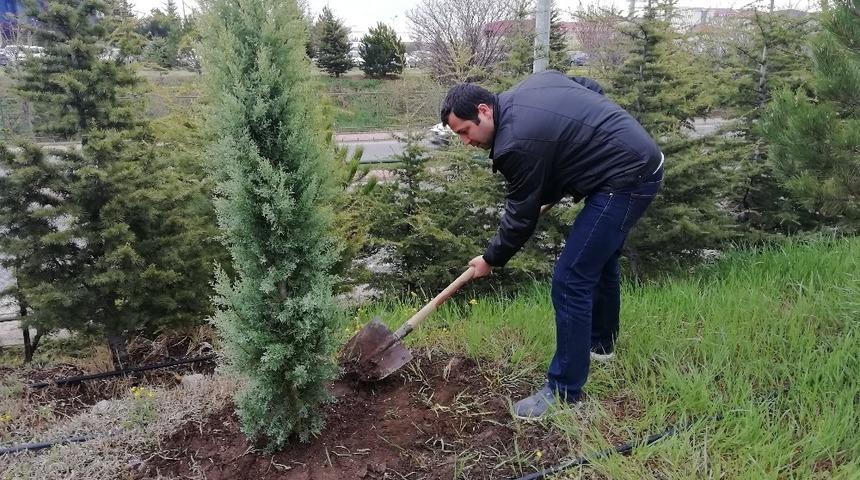 Erciyes &Uuml;niversitesi &Ccedil;ocuk Hastanesi&rsquo;nden Yeşil &Ccedil;evreye Katkı