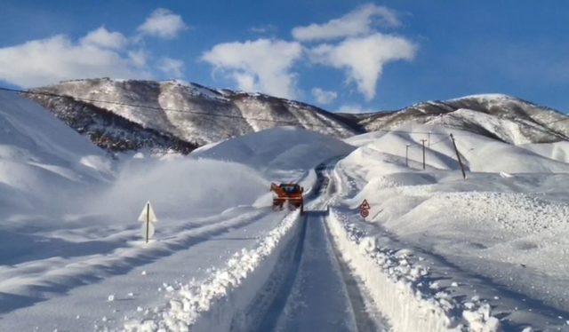 Tunceli'de kar ve yağmur hayatı olumsuz etkiliyor