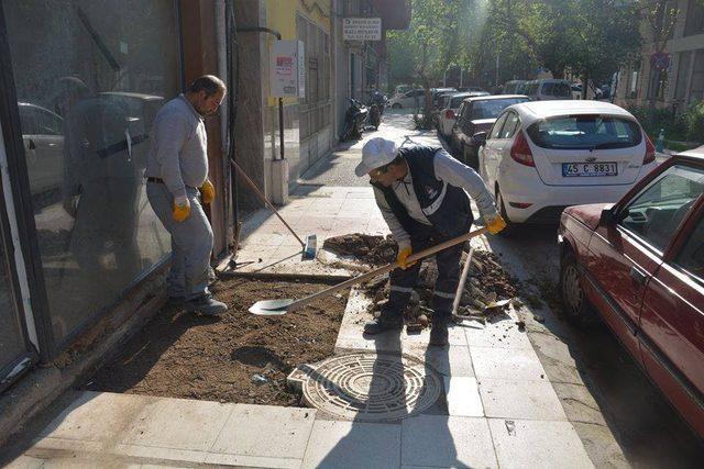 Şehzadeler Belediyesinden 15 ayrı noktada çalışma