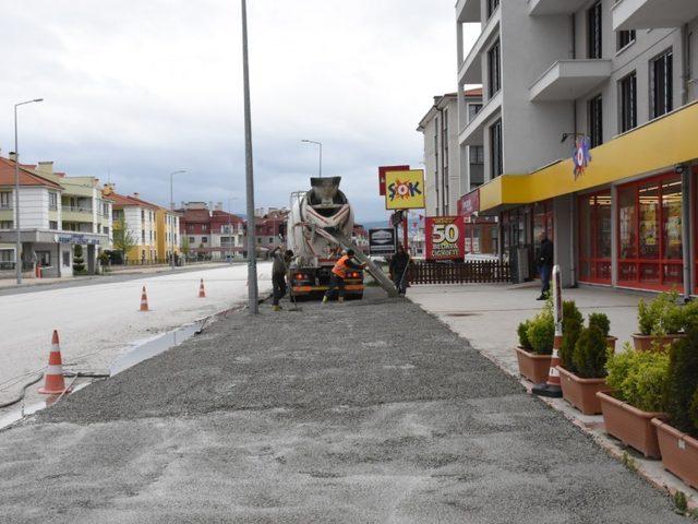 Düzce’de kaldırımsız cadde sokak kalmayacak