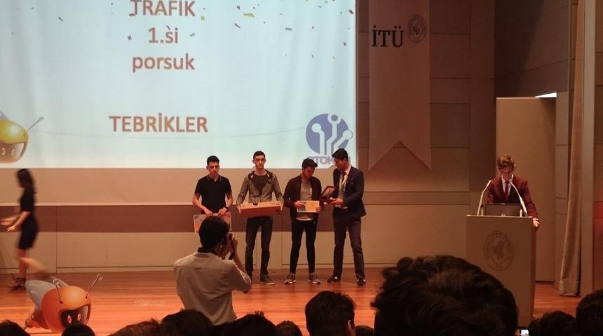 Sındırgı MTAL Robot yarışmasında 1. oldu