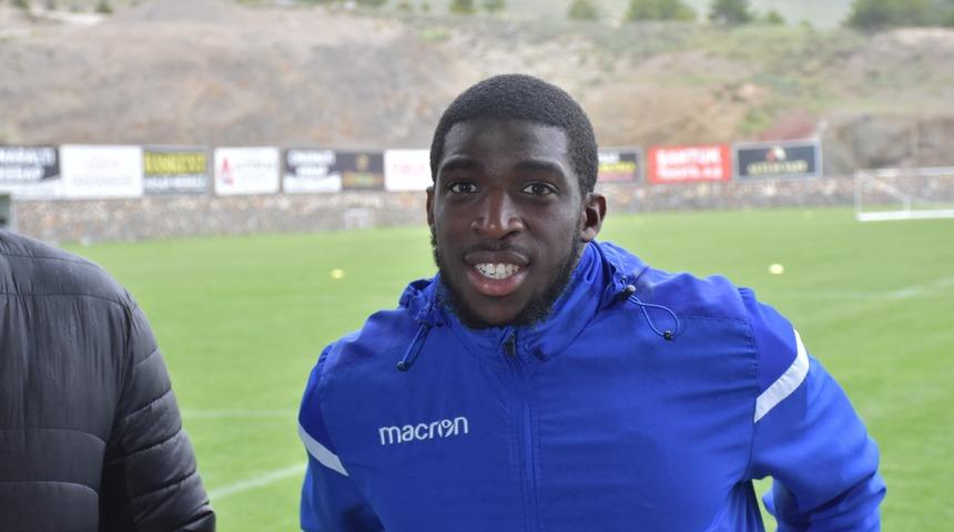 Aboubakar Kamara: Defansları yormaya devam edeceğim