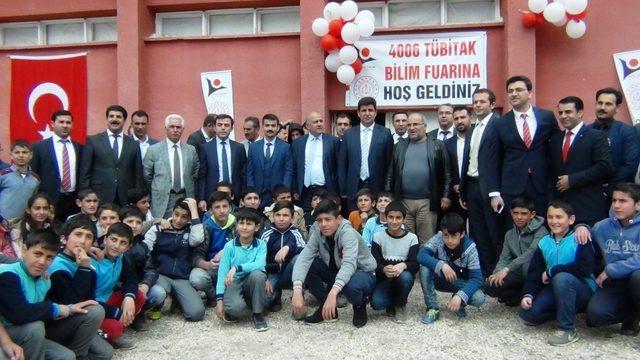 Erciş YBO’dan 4006 TÜBİTAK Bilim Fuarı