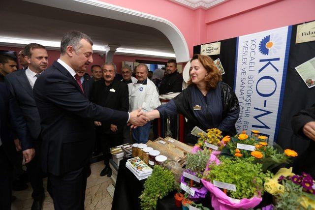 Başkan Büyükakın, “İstihdam kursları ile üretim sektörüne katılın”