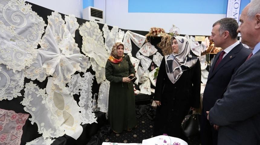 Başkan B&uuml;y&uuml;kakın, &ldquo;İstihdam kursları ile &uuml;retim sekt&ouml;r&uuml;ne katılın&rdquo;