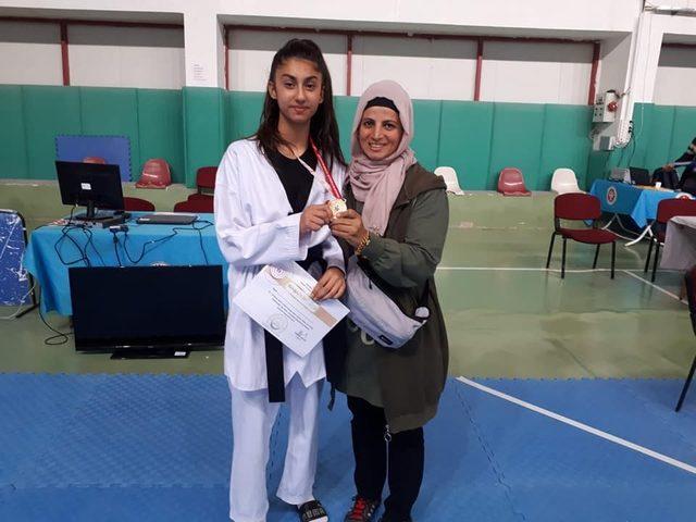 Büşra Öztürk Analig Taekwondo’da Türkiye Şampiyonu