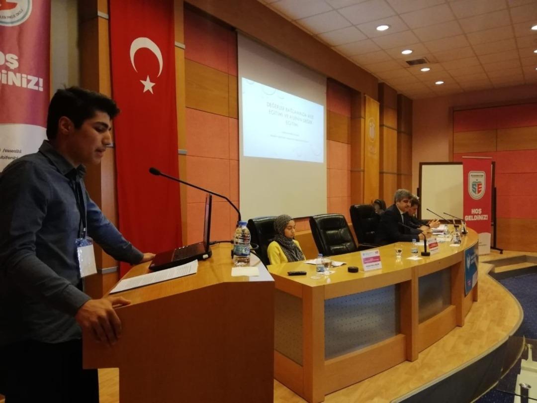 2. Uluslararası İmam Hatip &Ouml;ğrencileri Sempozyumu devam ediyor