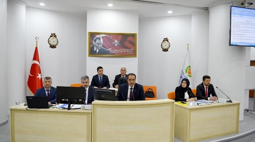 B&uuml;y&uuml;kşehir Belediye nisan toplantılarına devam ediyor