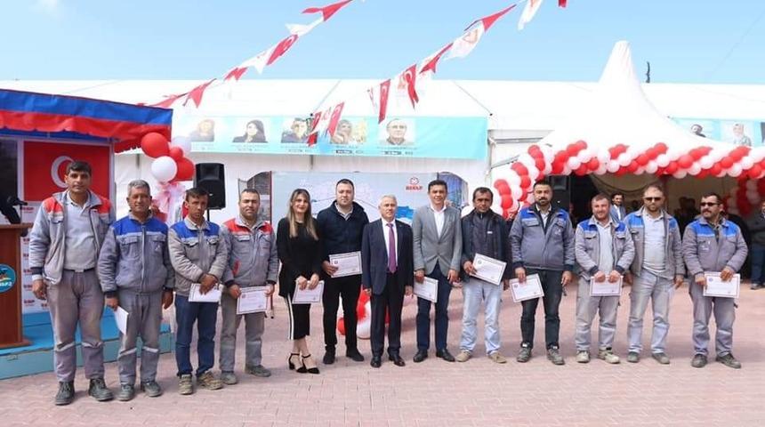 Bucak&rsquo;ta 250 bin kitap okuyucuyla buluştu