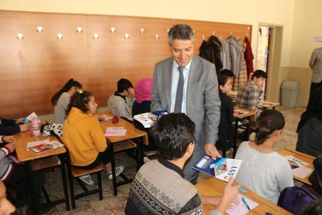 Şanlıurfa’da öğrencilere deneme sınavı yapıldı