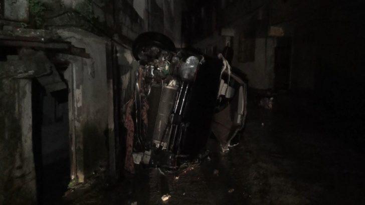 Hatay'da sağanak yağış hayatı felç etti G5