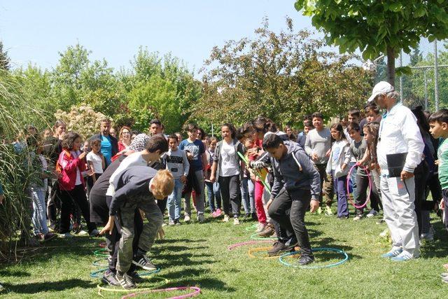 Kuyucak’ta çocuk şenliği düzenlendi