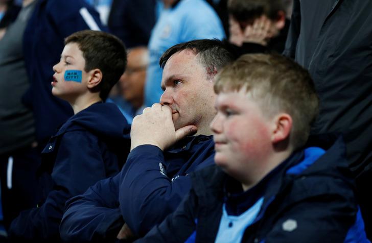 Manchester City -  Tottenham maçında Cüneyt Çakır'dan kritik kararlar G3