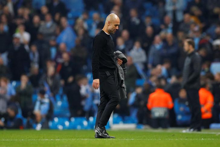 Manchester City -  Tottenham maçında Cüneyt Çakır'dan kritik kararlar G4