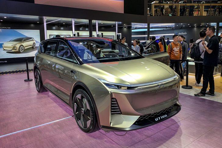 Hayran kalacaksınız! Son teknoloji otomobiller 2019 Şangay Otomobil Fuarı'nda G4