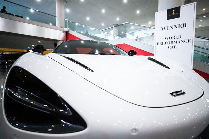 İşte dünyanın en iyi otomobili! Uluslararası New York Otomobil Fuarı'nda en lüksler bir arada G2