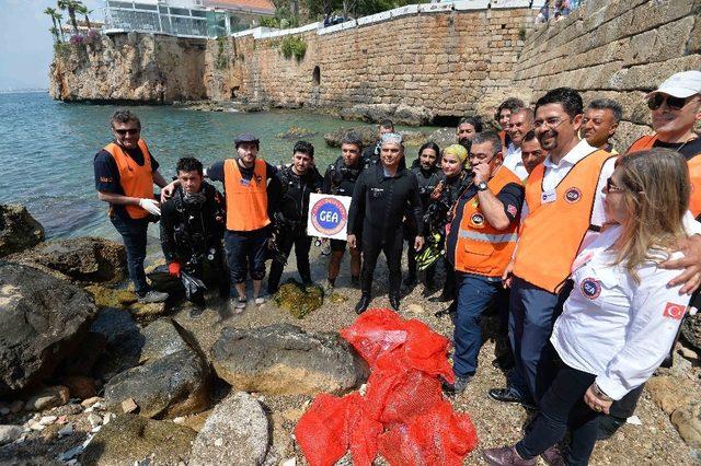 Denize bukaşi topları bırakılacak