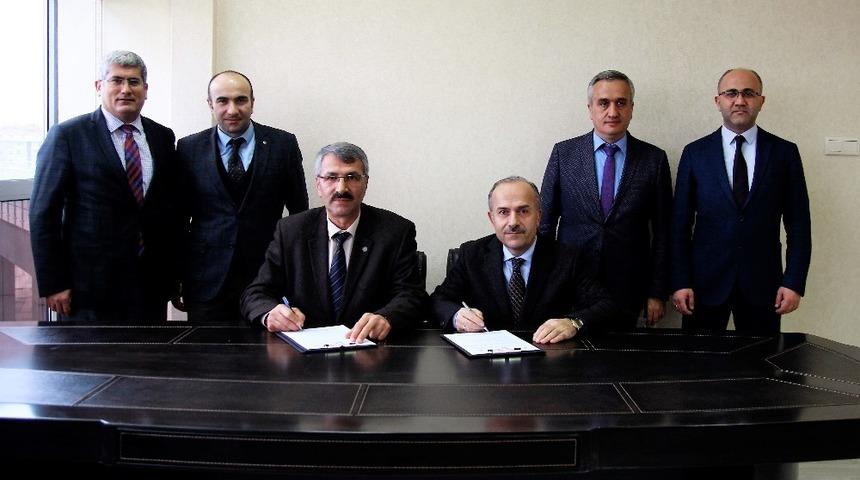 İŞKUR ile Trabzon &Uuml;niversitesi arasında işbirliği protokol&uuml; imzalandı