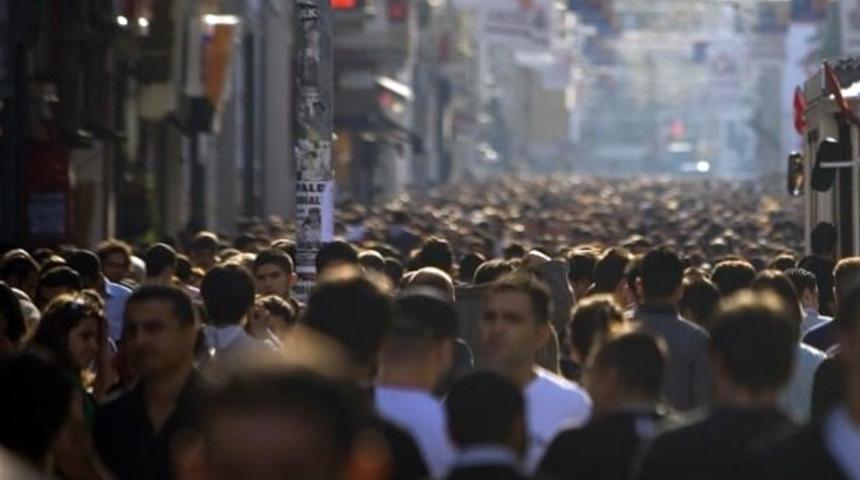 T&uuml;rkiye'nin bakın y&uuml;zde ka&ccedil;ı &ccedil;ocuk! İşte en &ccedil;ok konulan erkek ve kız isimleri